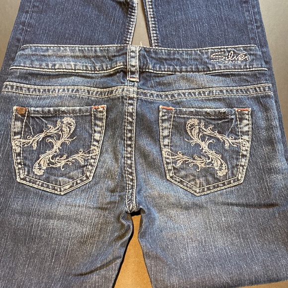 Silver Jeans 26 - Picture 2 of 7